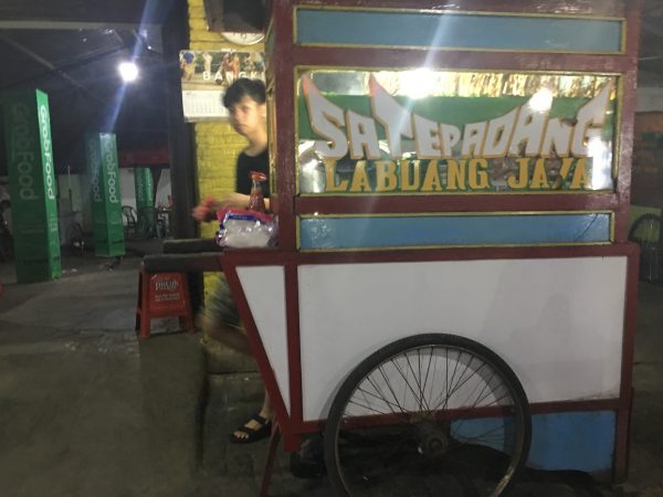 Sate Padang Labuang Jaya belakang BRI Sudirman