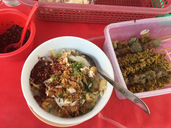 Bubur ayam enak di Bekasi