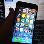 Phubbing adalah perilaku yang semakin mengancam